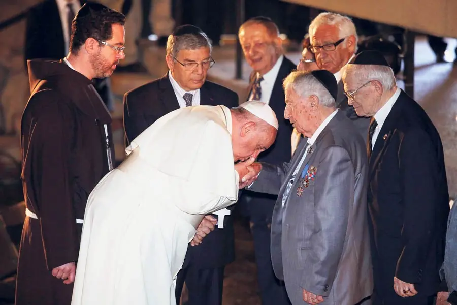 Papa Francisco, acólito sionista y amante de Monsanto