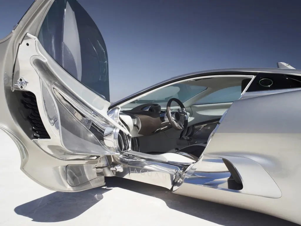 Jaguar C-X75?