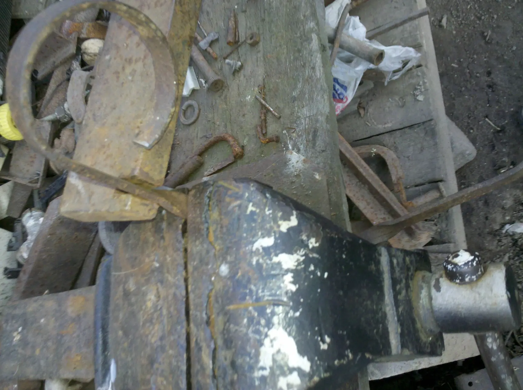 con varilla de hierro