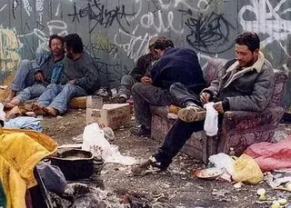 La Venganza de los Malditos -Charles Bukowski