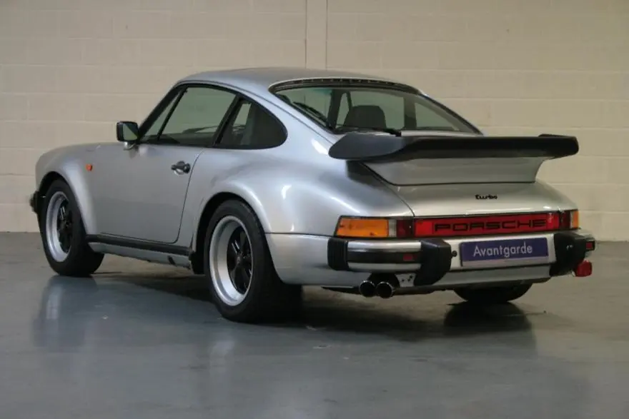 autos deportivos clasicos