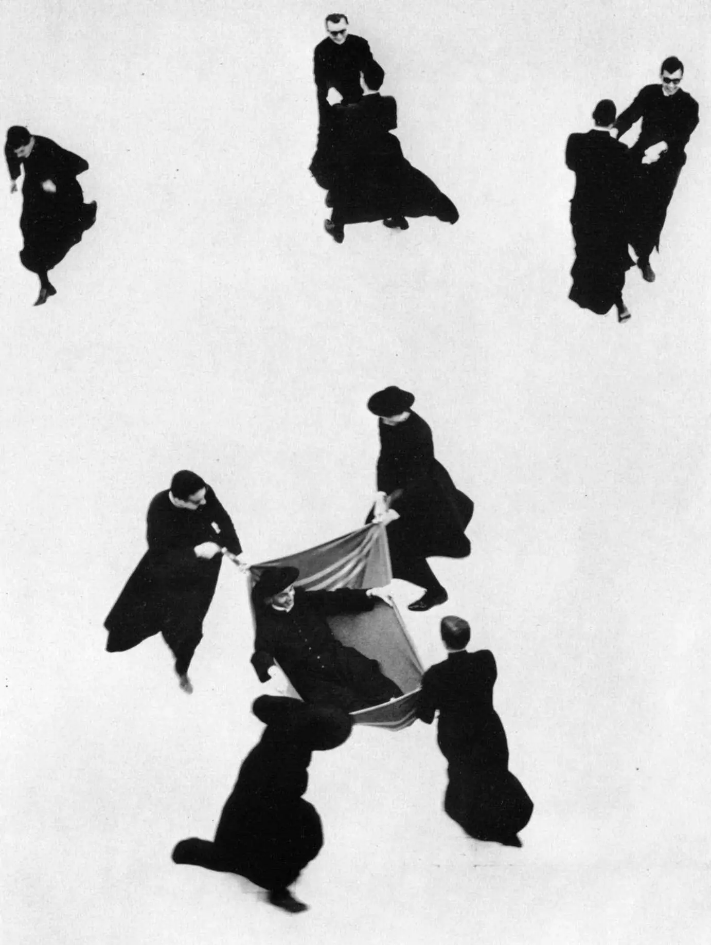 Mario Giacomelli: siluetas, paisajes y seminaristas