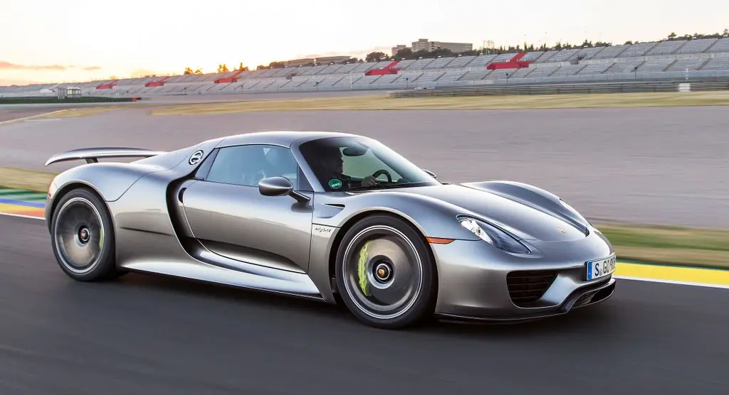 Cohete híbrido: conociendo al Porsche 918 Spyder