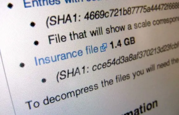 Creador de Wikileaks difunde un file "seguro de vida&qu