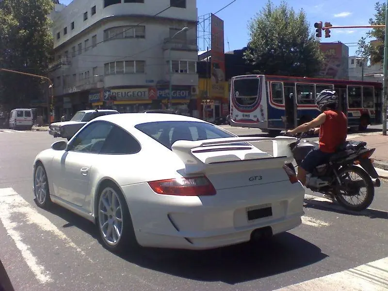 Autasos que se ven en las calles argentinas parte 2
