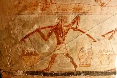 encuentran en egipto la tumba