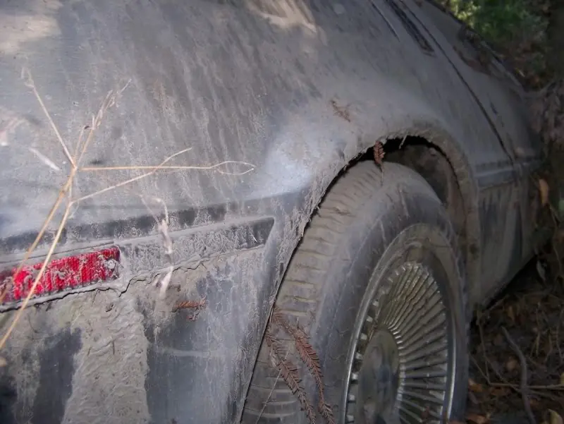 auto abandonado