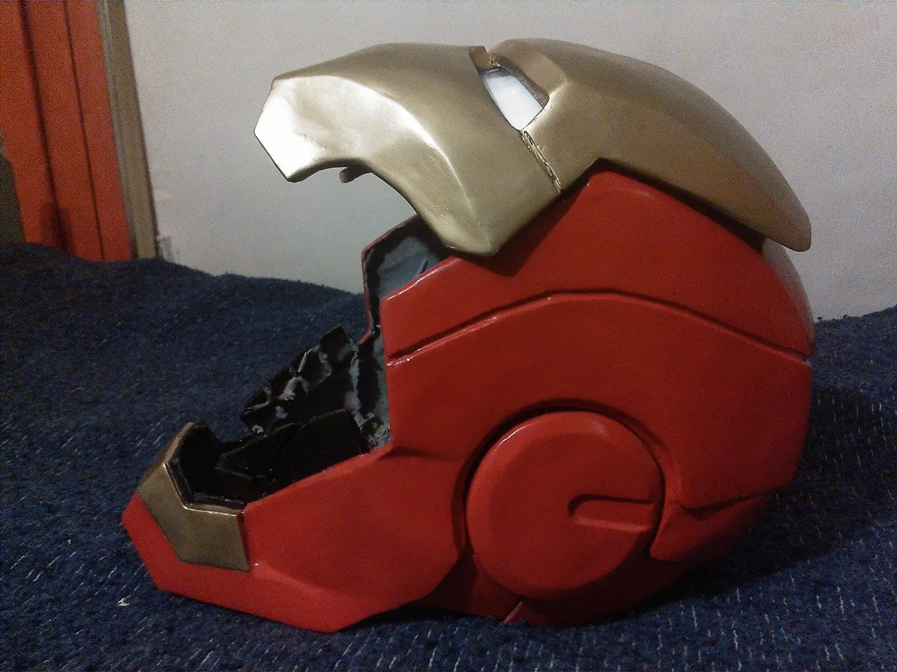 Mi Casco de Iron Man (Mark VI) [Propio]