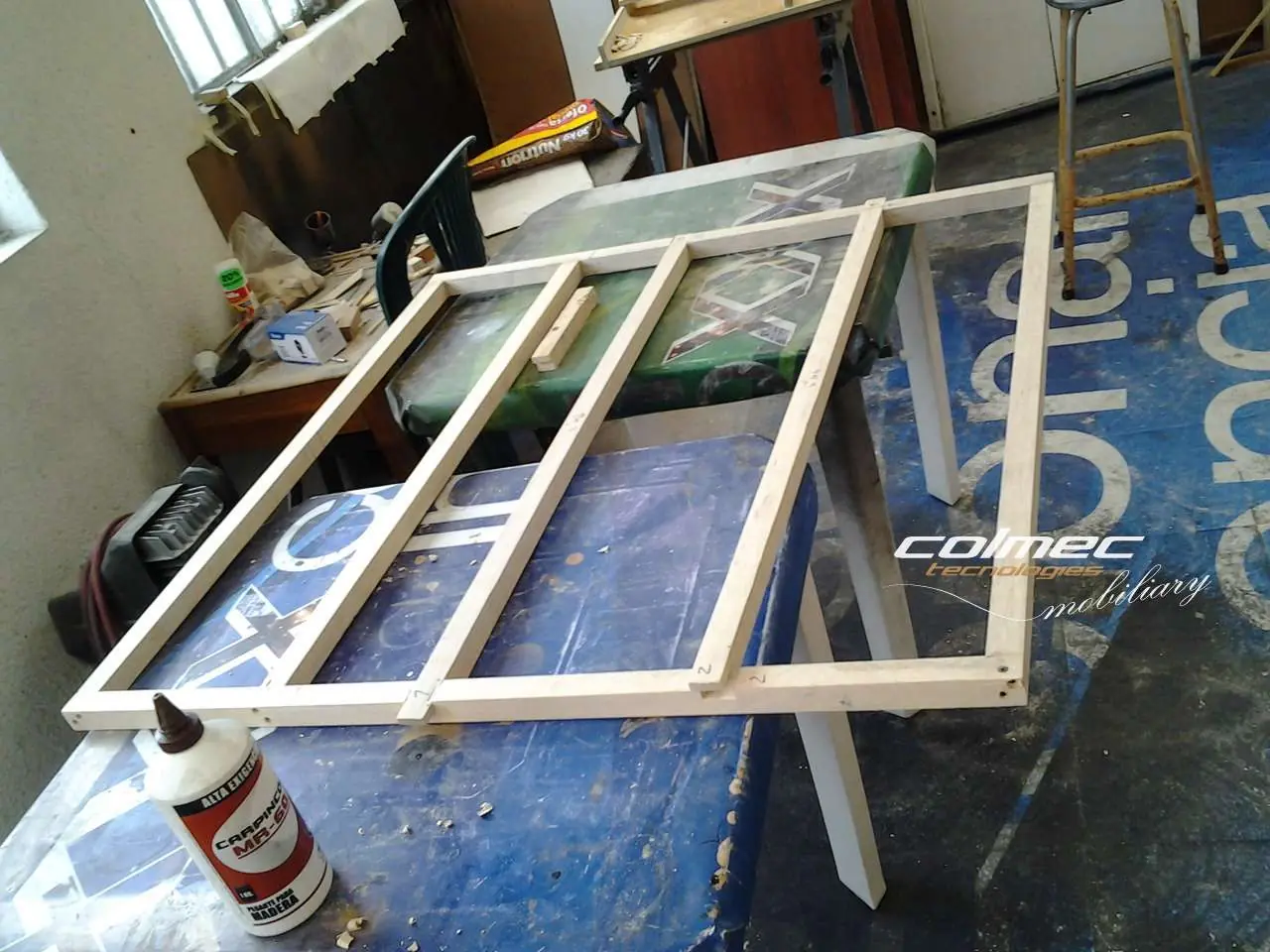 Hice un escritorio para niños