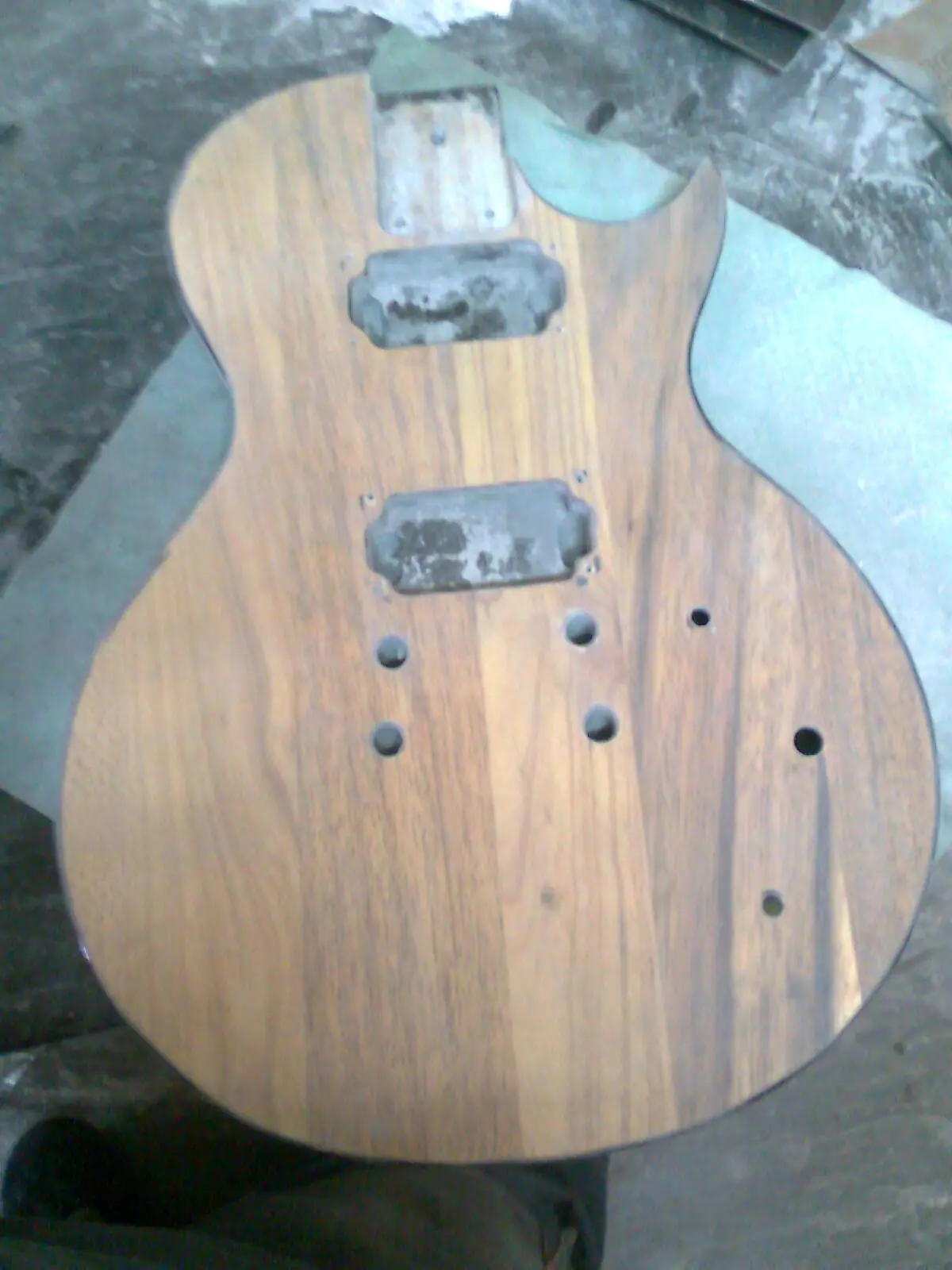 Arruinando mi Les Paul (Actualizado y Finalizado) 2012