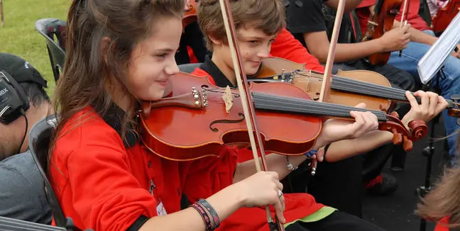La música beneficia el rendimiento escolar