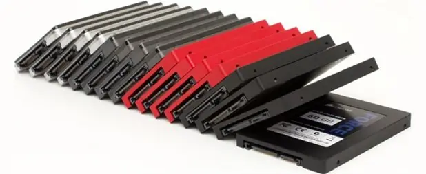 Revive tu portátil: Cambia la unidad de CD por un SSD