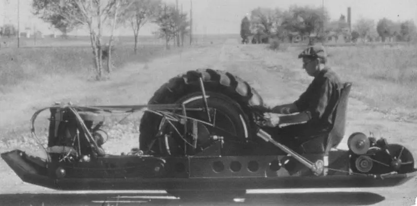 Ideas extrañas de 1917, un monociclo a helice en la 1gm