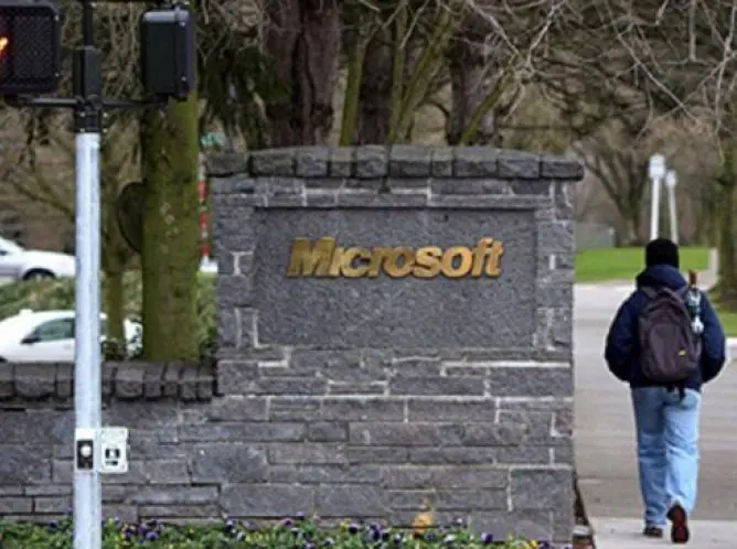 Microsoft regala smarthphones si renuncian voluntariamente