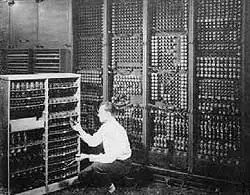 Historias de las primeras computadoras, en el mundo y en la