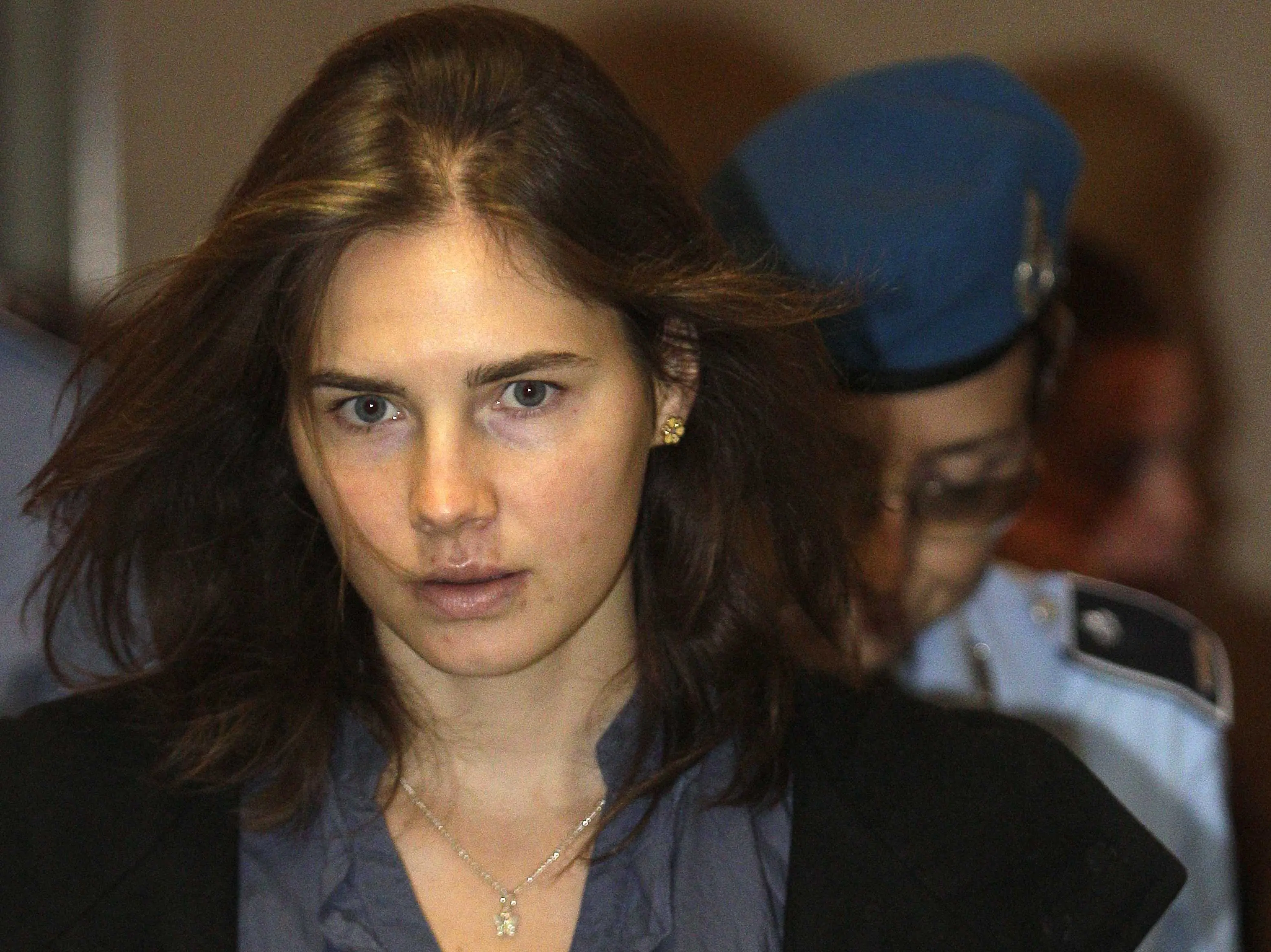 Bellas y criminales: mentes macabras.