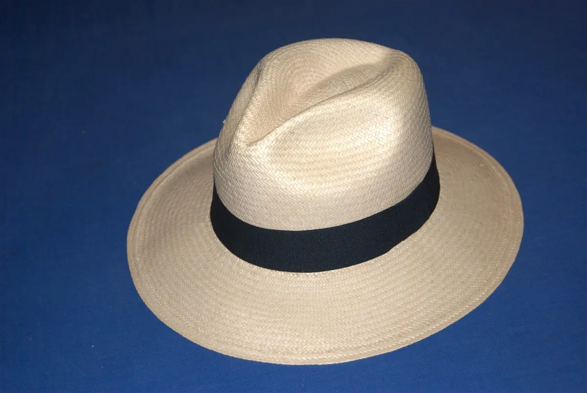 El Sombrero Panameño ( Panama Hat )