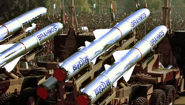Misíl Brahmos: Imbatible