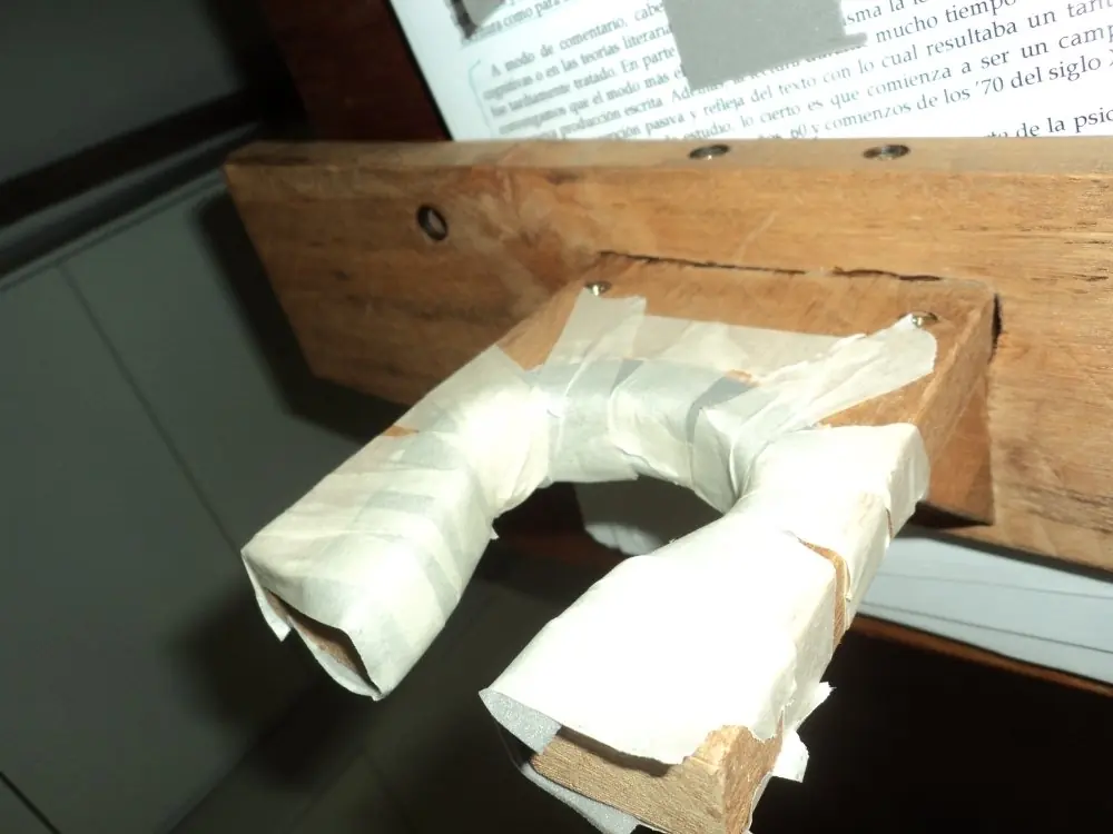 Soporte de pared para Guitarra eléctrica (madera reciclada)