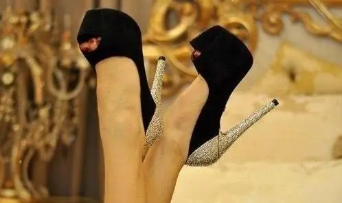 More shoes for beautiful girls!