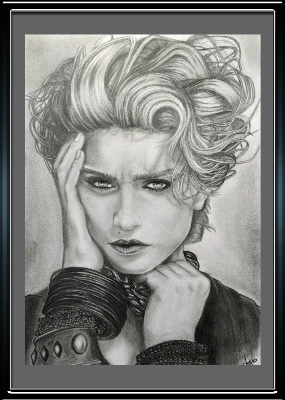 Madonna Madonna  dibujo a lápiz