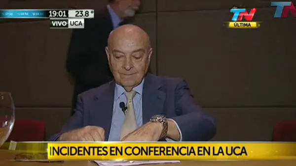 La Campora intenta matar a Cavallo