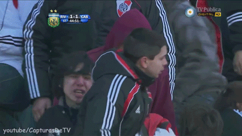 Gif`s descenso de River Plate