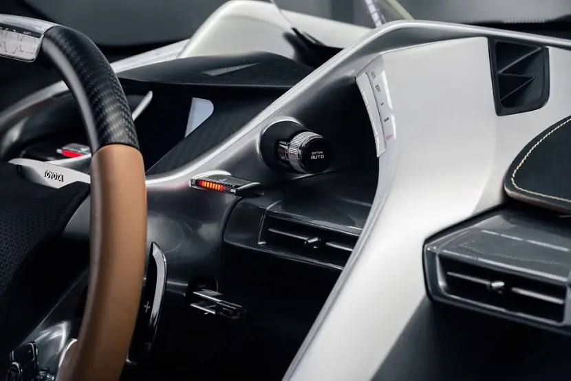 Toyota Revela