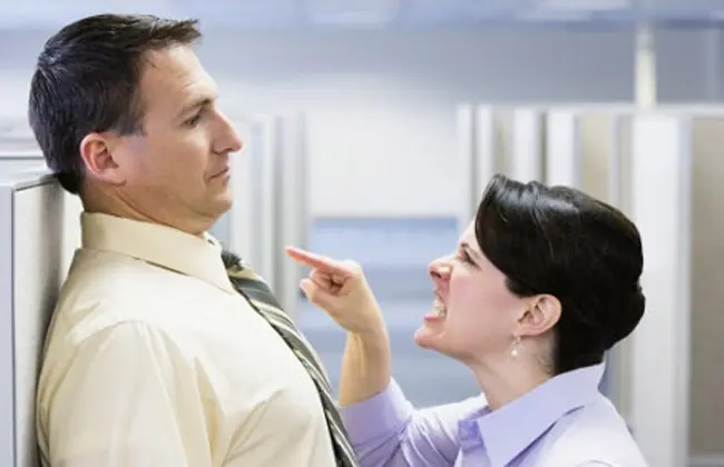 Diez señales para descubrir si ella padece celos enfermizos