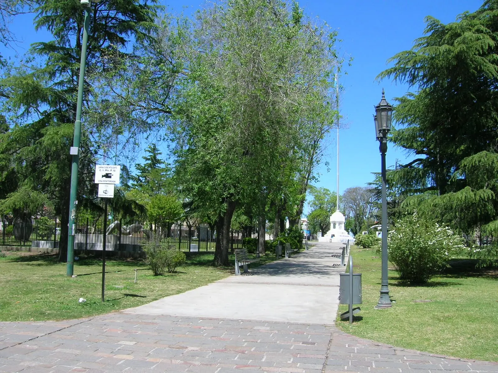 La ciudad de Blandi, Campana