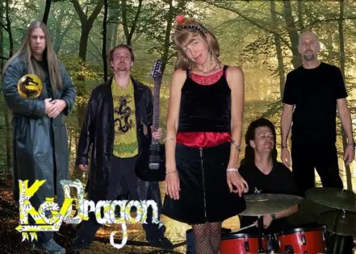 10 poses de metal que dan vergüenza ajena