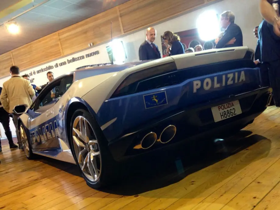 LP 6104 Polizia