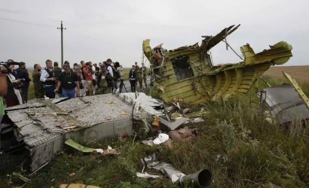 Estaba la cura para el sida en el MH17 ? El avión derribado