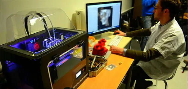 Impresoras 3D ahora crean medicamentos contra el cáncer