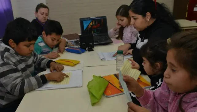 Aprenden a leer y a escribir con Cortázar