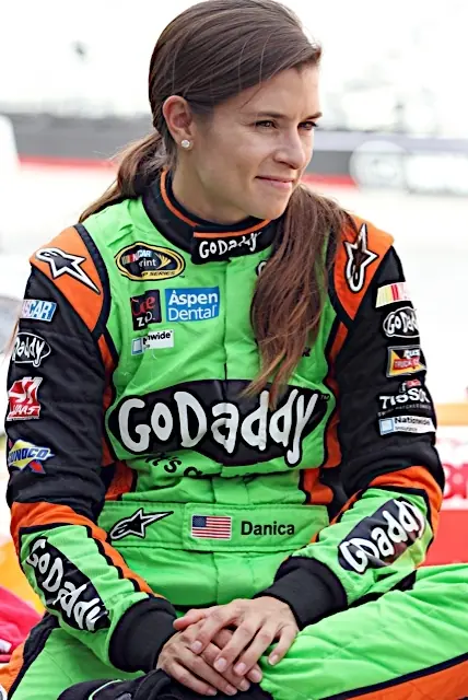 Danica Patrick el post que se merece