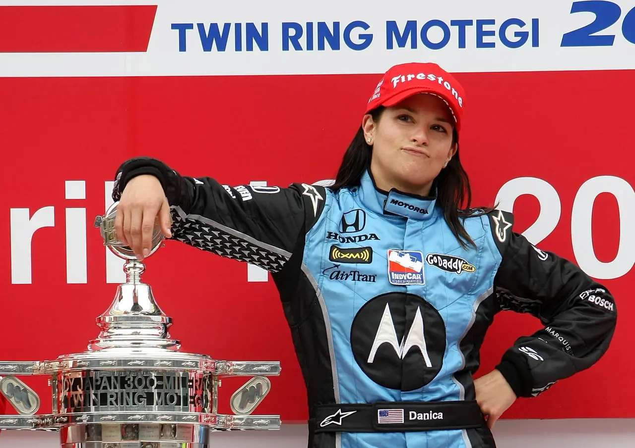 Danica Patrick el post que se merece