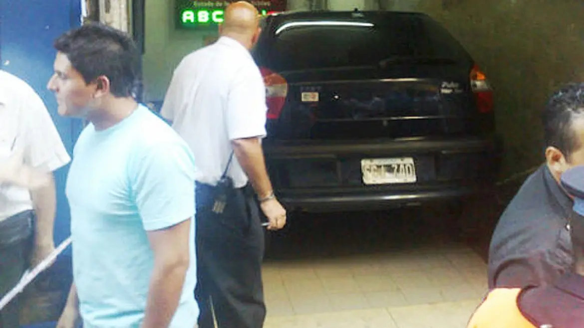 Estacionó el el Subte C. (ayer)!