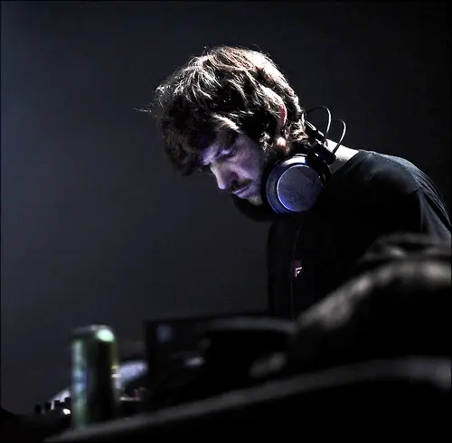 Aphex Twin - [experimental & electronic]