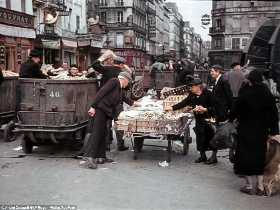 Paris vista por la propaganda nazi durante la ocupacion en c
