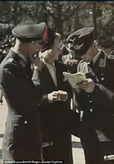 Paris vista por la propaganda nazi durante la ocupacion en c