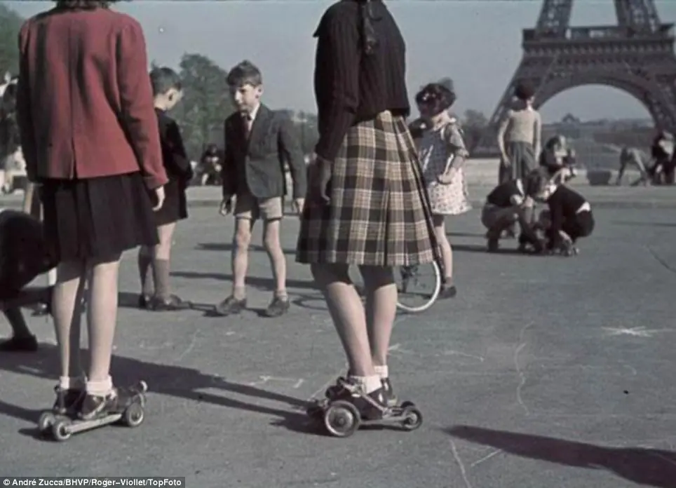 Paris vista por la propaganda nazi durante la ocupacion en c