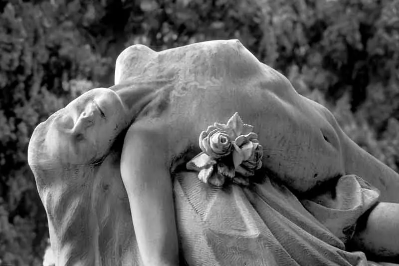 cuerpos que no hacen el amor, hacen el miedo