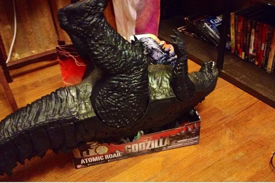 Godzilla...con 100 imagenes te hara reir este aburrido lunes