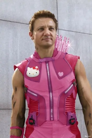 superheroes disfrasados de hello