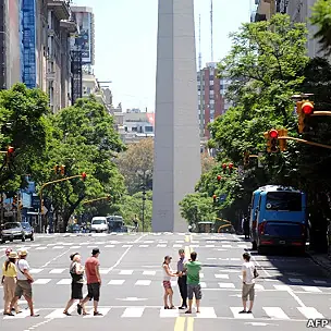 Europeos Quieren ser Parte de la Argentina Aria