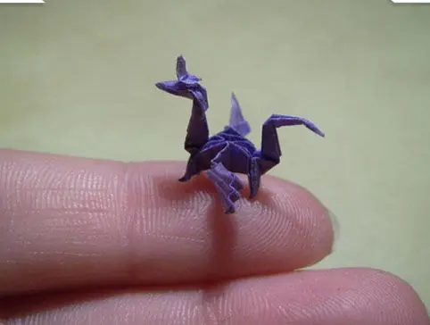 Artista hace Origami increíblemente pequeño