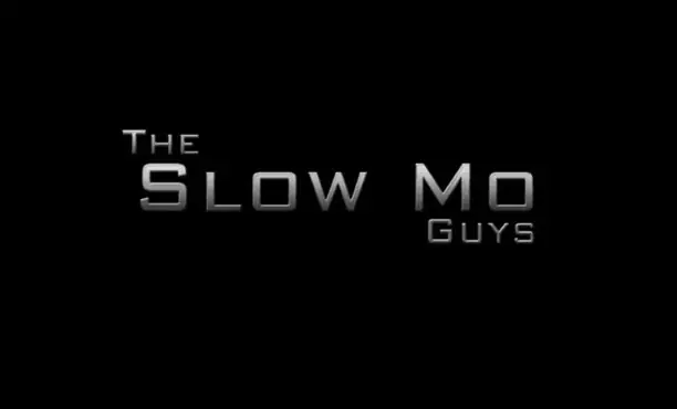 The Slow Mo Guys, Dos jovenes que sì saben divertirse