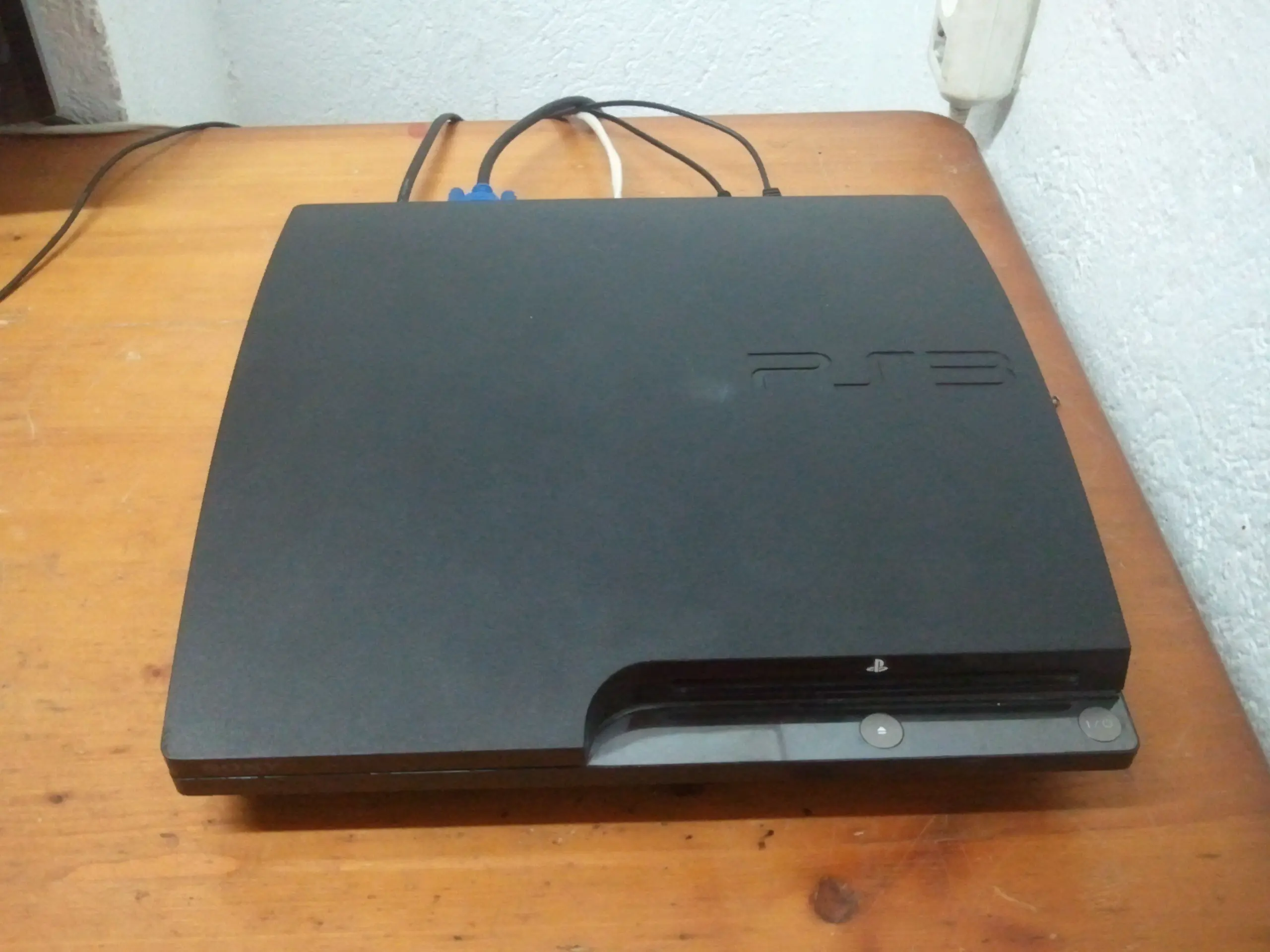 PC dentro de una PS3 Slim Version 2.0