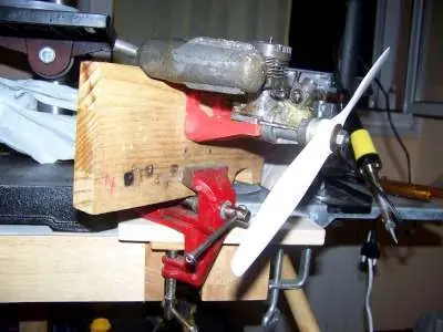 Como arrancar, rodar y carburar un motor glow de 2 tiempos